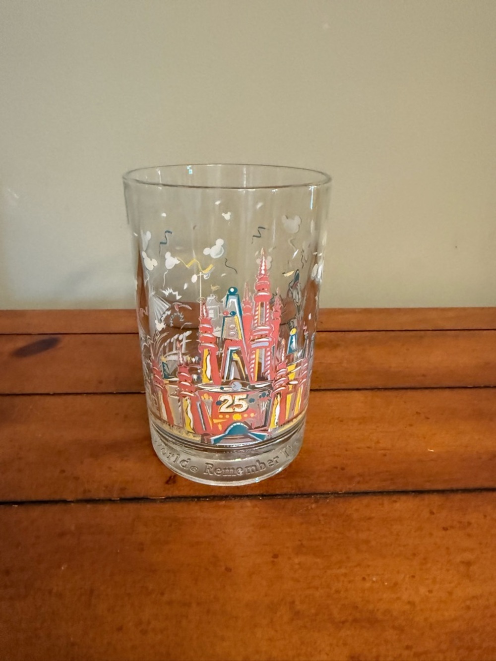 Vintage Walt Disney World 25th Anniversary Collectors Glass Cup McDonald’s 1996